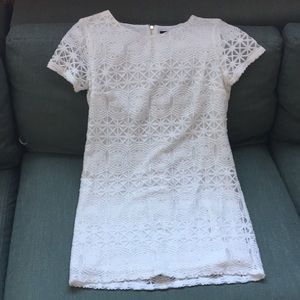Geometric lace white shift dress